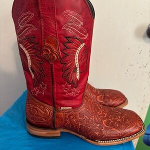 Size 10 vacari had tooled hand made boots